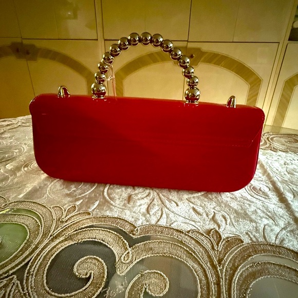 Stylish Fuchsia Clutch with Silver Details - Picture 5 of 12